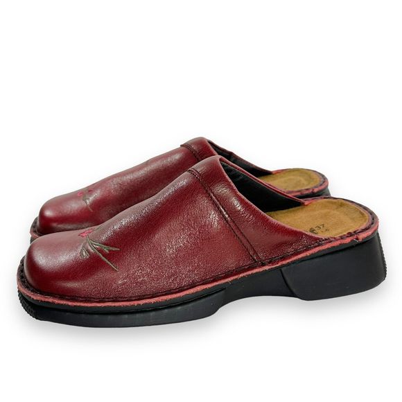 NAOT Mule Clog Shoe Sz EU 37 US 6 Red Leather Kimono Cherry Blossom Slip Ons - Picture 3 of 10